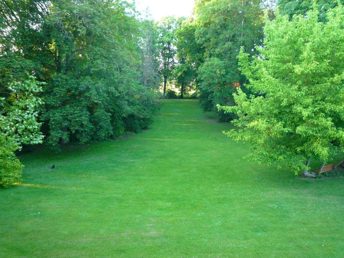 Chateau De Plessier-Roza Le Plessier-Rozainvillers Exteriör bild